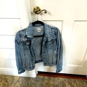 Jean jacket size small